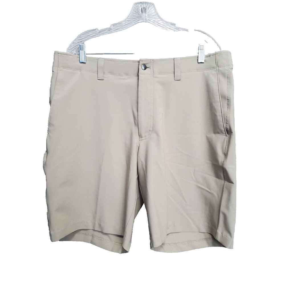 Callaway Men's Tan Golf Shorts with Pockets Size 36  (waist measures 38")